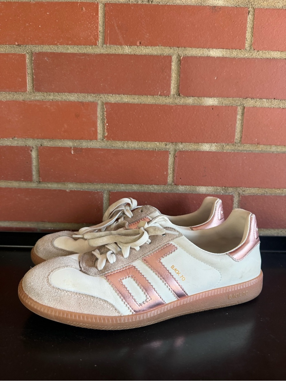 Back 70 Cloud Pink Metallic Sneakers - Size 40